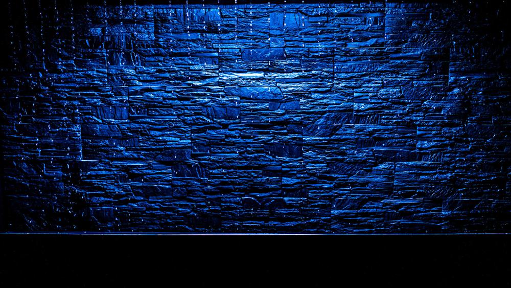 Blue optical wall in Berlin interactive museum