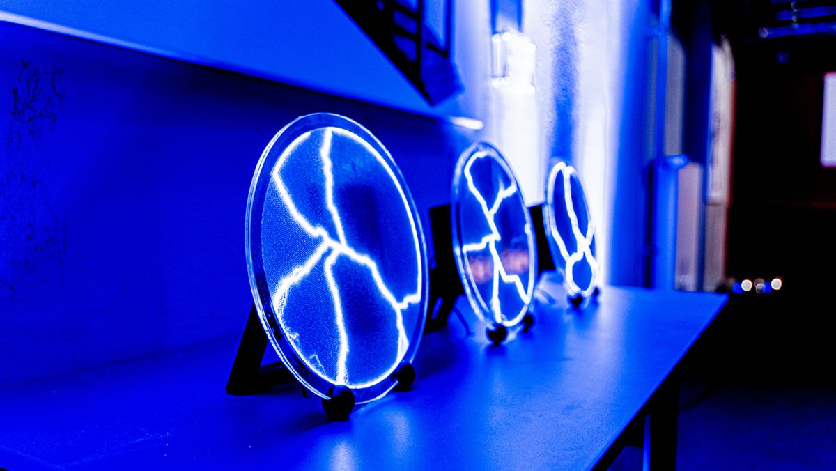 Electric light exhibit at Interactive Museum Berlin